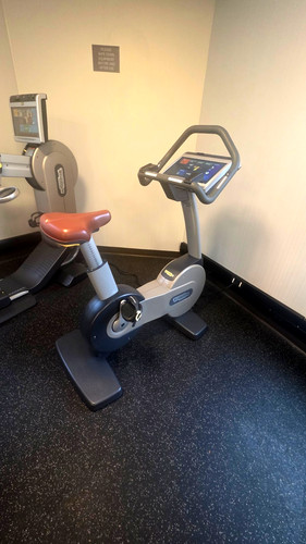 Technogym excite 700e upright - technogym,