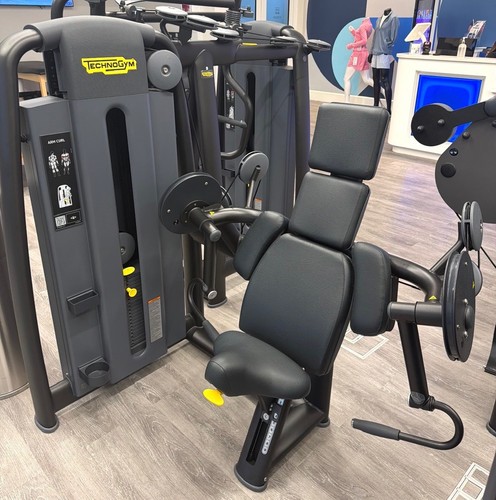 Technogym selection bicep - bicep, curl